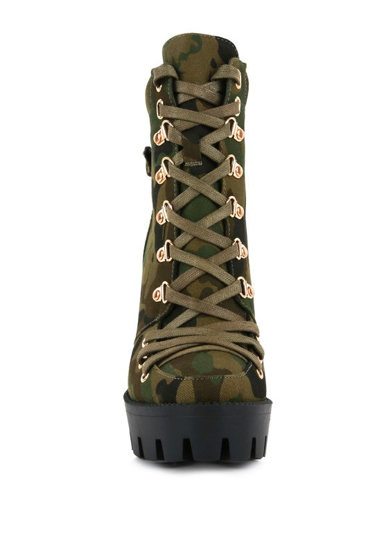 Spruce Snake Skin Snkle Boots